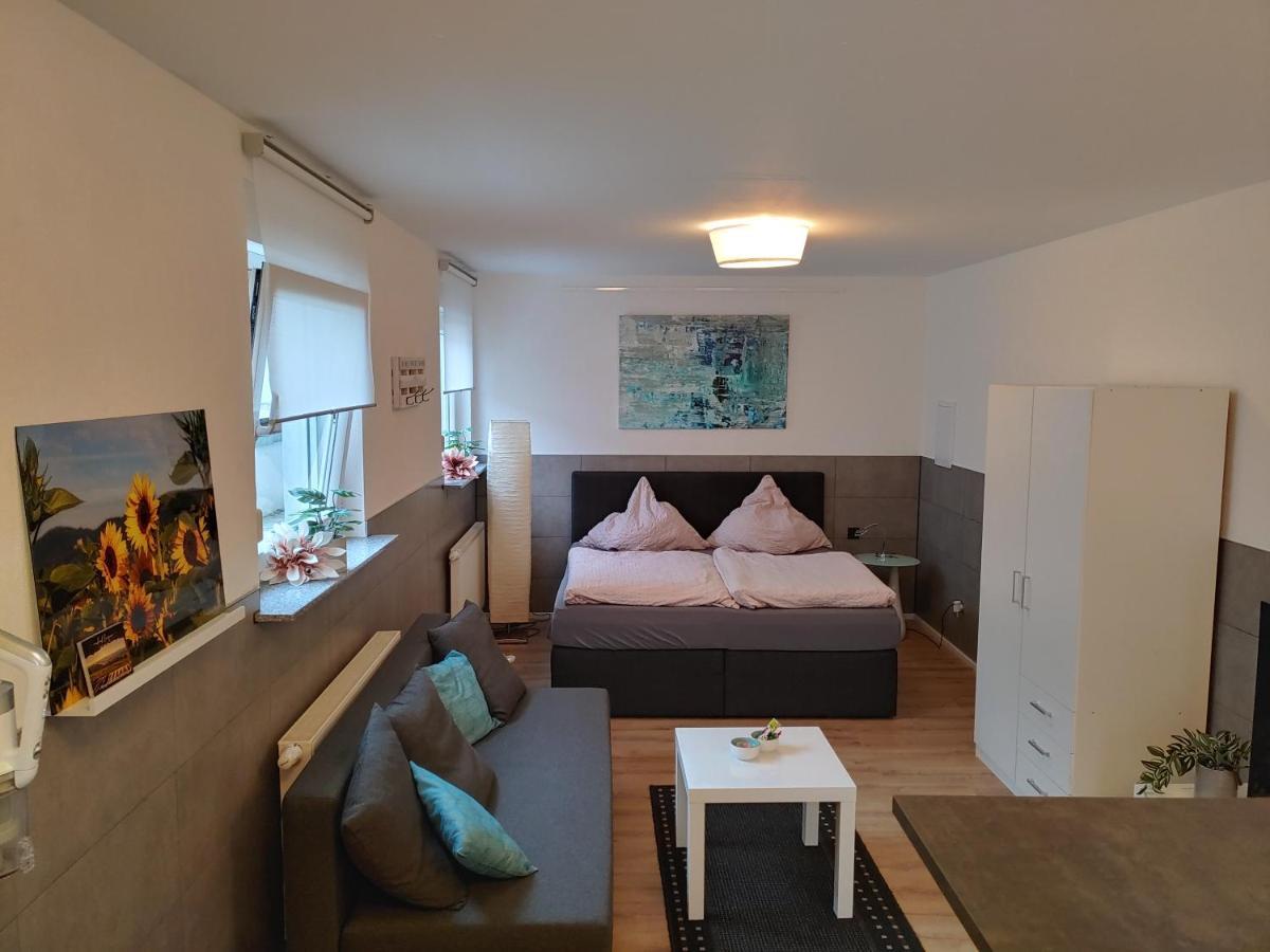 Ferienwohnung Familie Schwarz Гермерсхайм Екстериор снимка